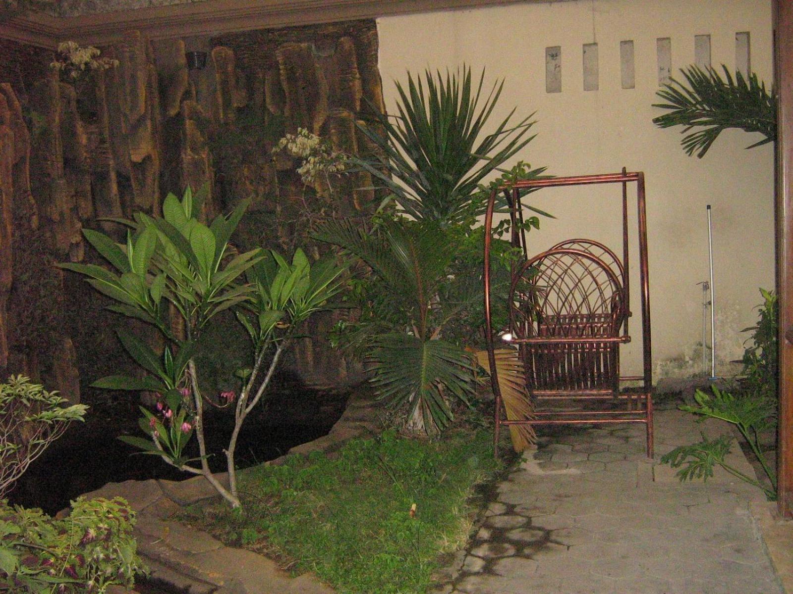 Hotel Laweyan Solo Exterior foto